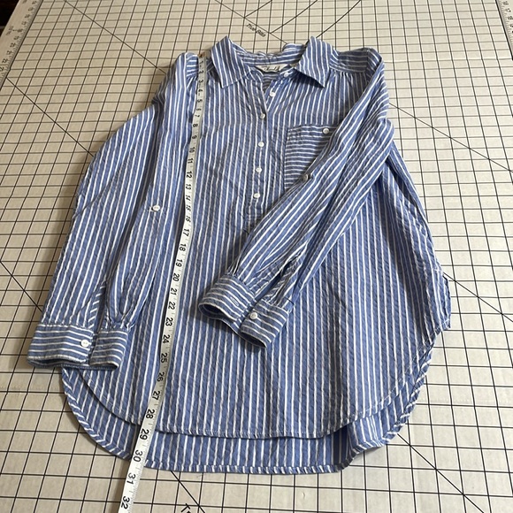 Caffe Marrakesh blue/white striped tunic, adjustable sleeves, button up w collar - Picture 6 of 9